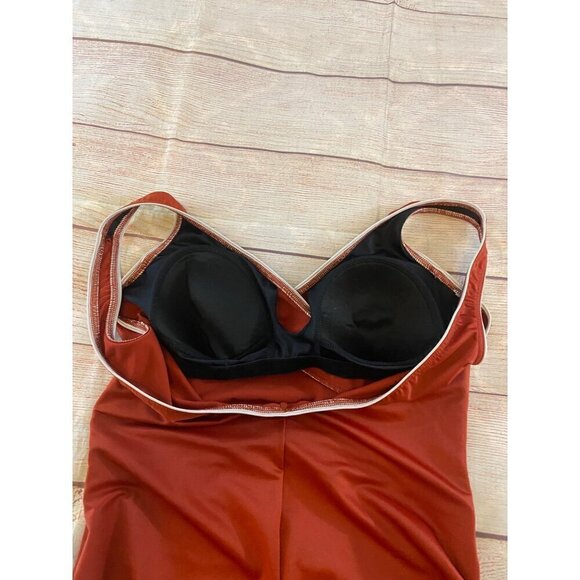 Miraclesuit Women's Chinese Red Horizon One Piece Swim Suit - 14 - Picture 7 of 11